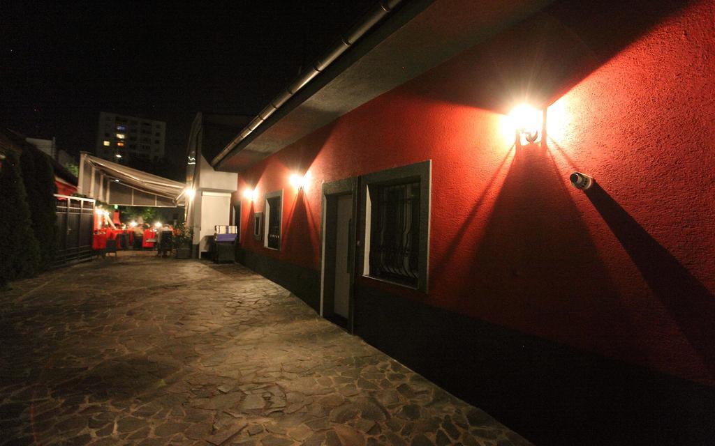 Penzion Škorpión Senec Exterior foto