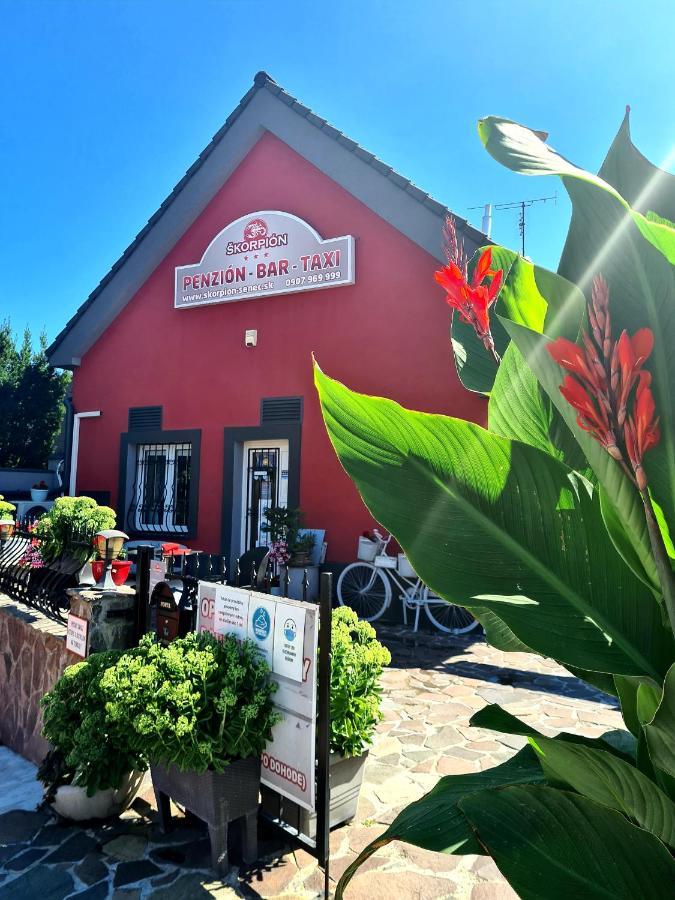 Penzion Škorpión Senec Exterior foto